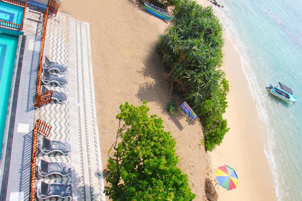 Paradise Beach Resort & Diving School Mirissa Exterior foto