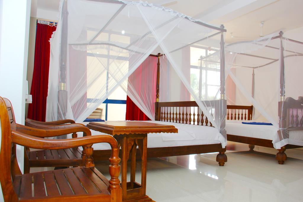 Paradise Beach Resort & Diving School Mirissa Exterior foto